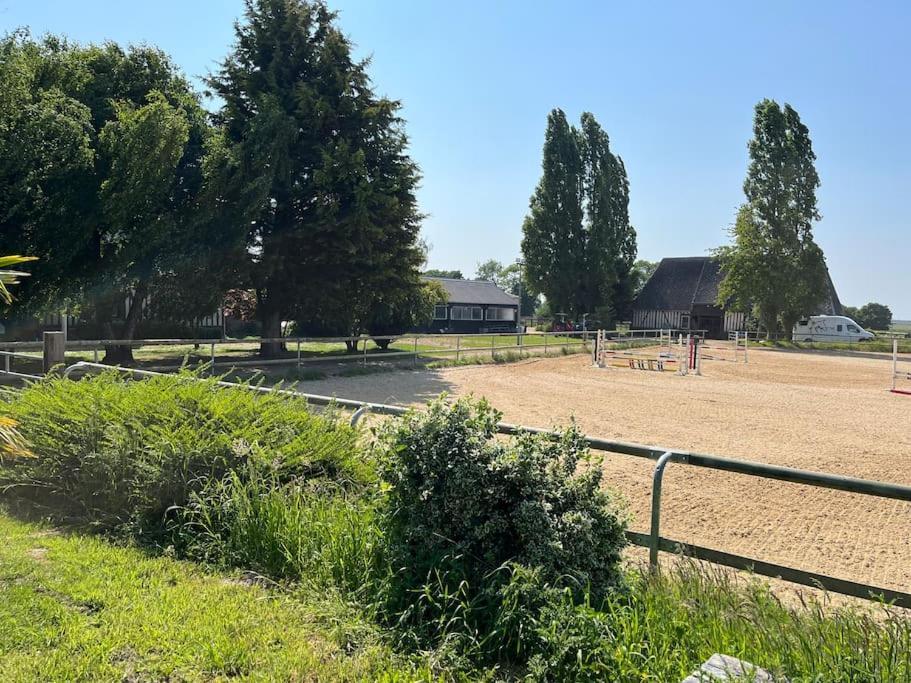 Appartamento Logis Du Coudray Boissey-le-Chatel Esterno foto